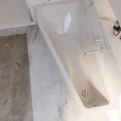 Badewanne Schulte Riva links 170x75 cm mit Fußgestell und Ab- und Überlaufgarnitur