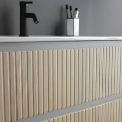 80cm Badmöbel-Set, geriffelt, weiß und eiche Ausführung | Bilbao