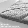 FLOORDIREKT Badematte Maris - Flauschiger Badvorleger mit Blattstruktur - Silber - 50 x 80 cm