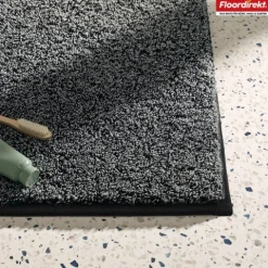 FLOORDIREKT Badematte Nasa - Wasserabsorbierend und Pflegeleicht - Anthrazit - 80 x 120 cm