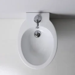 Stand-WC und Bidet aus Sanitärkeramik, weiß glänzend | Patascoss