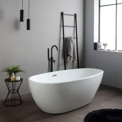 Weiße freistehende Badewanne | Alexandra